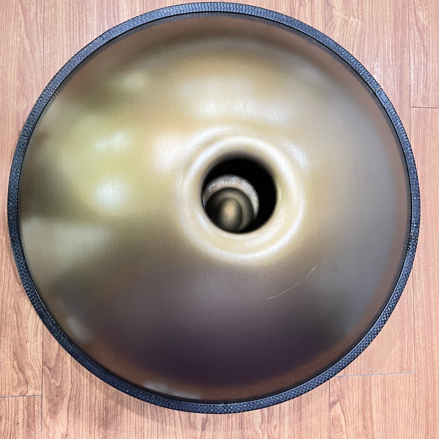 SUTTAYA Gold 22-inch Handpan - D Minor 440Hz 9 Notes